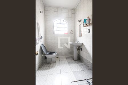 Casa à venda com 250m², 3 quartos e 3 vagasBanheiro