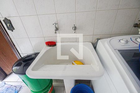 Casa à venda com 250m², 3 quartos e 3 vagasÁrea de serviço