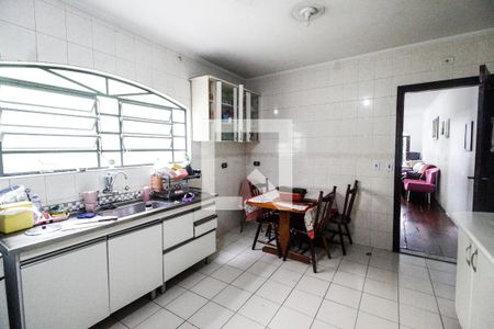 Casa à venda com 250m², 3 quartos e 3 vagasCozinha