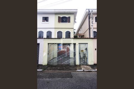 Casa à venda com 250m², 3 quartos e 3 vagasFachada