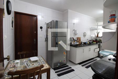 Apartamento à venda com 90m², 2 quartos e 2 vagasCozinha 