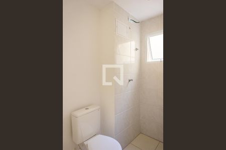 Banheiro de kitnet/studio para alugar com 1 quarto, 35m² em Vila Granada, São Paulo