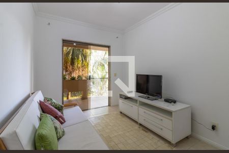 Casa de condomínio para alugar com 420m², 5 quartos e 4 vagasSala de TV