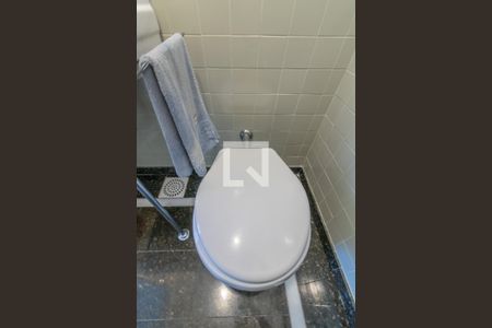 Casa de condomínio para alugar com 420m², 5 quartos e 4 vagasLavabo