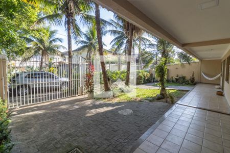 Casa de condomínio para alugar com 420m², 5 quartos e 4 vagasÁrea externa