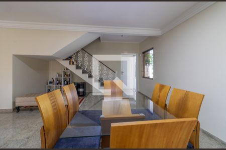 Sala de casa de condomínio à venda com 5 quartos, 420m² em Vargem Grande, Rio de Janeiro