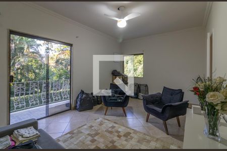 Casa de condomínio para alugar com 420m², 5 quartos e 4 vagasSuíte 3