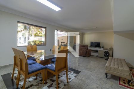 Sala de casa de condomínio à venda com 5 quartos, 420m² em Vargem Grande, Rio de Janeiro