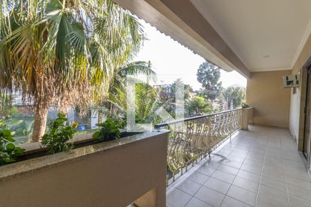 Casa de condomínio para alugar com 420m², 5 quartos e 4 vagasVaranda da Sala de TV e Suíte 1