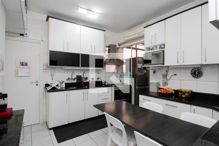 Apartamento à venda com 145m², 3 quartos e 1 vagaCozinha