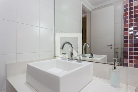 Apartamento à venda com 183m², 3 quartos e 4 vagasBanheiro da Suíte 3