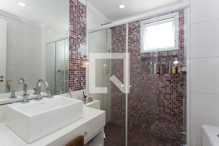 Apartamento à venda com 183m², 3 quartos e 4 vagasBanheiro da Suíte 3