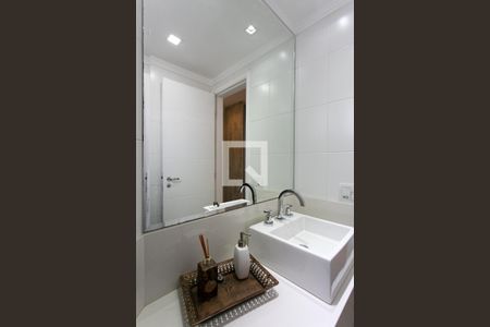 Apartamento à venda com 183m², 3 quartos e 4 vagasBanheiro da Suíte 1