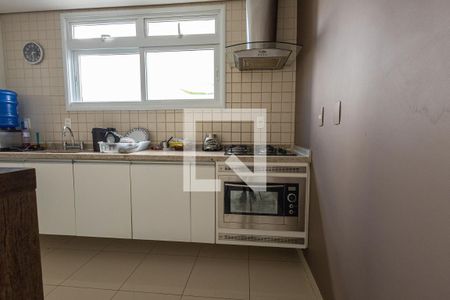 Casa de condomínio para alugar com 140m², 3 quartos e 2 vagasCozinha