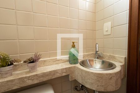 Casa de condomínio para alugar com 140m², 3 quartos e 2 vagasBanheiro