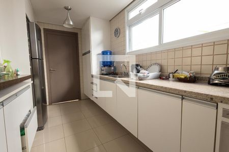 Casa de condomínio para alugar com 140m², 3 quartos e 2 vagasCozinha 