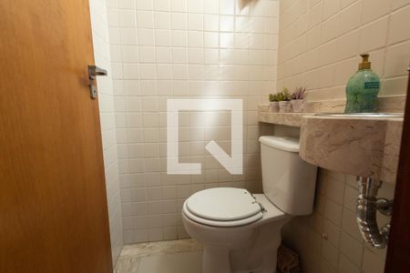 Casa de condomínio para alugar com 140m², 3 quartos e 2 vagasBanheiro