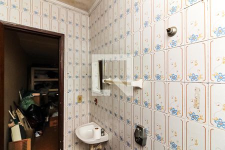 Casa à venda com 100m², 2 quartos e 2 vagas Casa à venda com 100m², 2 quartos e 2 vagasBanheiro da Suíte 2