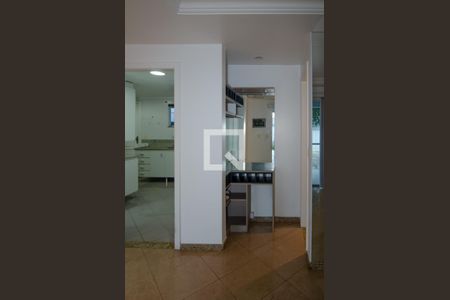 Sala de casa de condomínio à venda com 4 quartos, 300m² em Vargem Pequena, Rio de Janeiro