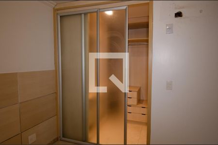 Casa de condomínio à venda com 300m², 4 quartos e 2 vagasCloset da suite 1