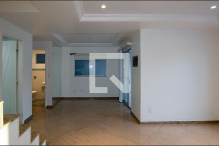 Sala de casa de condomínio à venda com 4 quartos, 300m² em Vargem Pequena, Rio de Janeiro