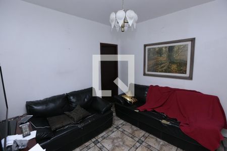 Sala de casa à venda com 3 quartos, 500m² em Eldorado, Contagem