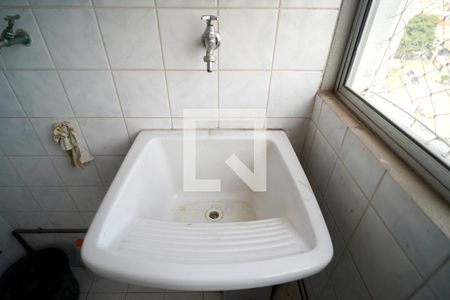 Apartamento para alugar com 64m², 2 quartos e 1 vagaÁrea de Serviço