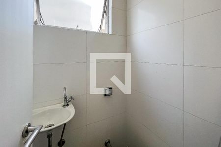 Apartamento para alugar com 86m², 2 quartos e 1 vaga Apartamento para alugar com 86m², 2 quartos e 1 vagaBanheiro de serviço