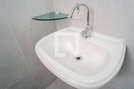 Casa para alugar com 200m², 2 quartos e 2 vagasBanheiro