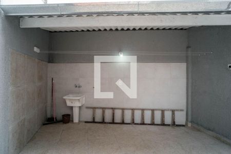 Casa para alugar com 200m², 2 quartos e 2 vagasLavanderia