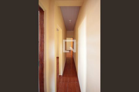 Corredor de casa para alugar com 2 quartos, 40m² em Vila Iguaçu, São Paulo