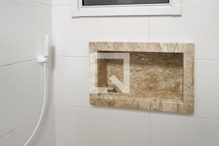 Apartamento para alugar com 84m², 2 quartos e 1 vaga Apartamento para alugar com 84m², 2 quartos e 1 vagaDetalhe do banheiro