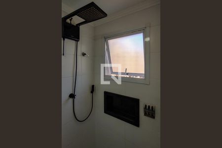 Apartamento para alugar com 84m², 2 quartos e 1 vaga Apartamento para alugar com 84m², 2 quartos e 1 vagaDetalhe do Banheiro da Suite