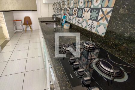 Apartamento para alugar com 84m², 2 quartos e 1 vaga Apartamento para alugar com 84m², 2 quartos e 1 vagaDetalhe da cozinha