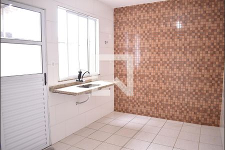 Apartamento para alugar com 95m², 2 quartos e 2 vagasCozinha