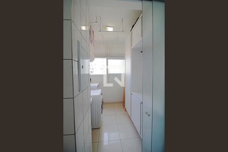 Apartamento para alugar com 119m², 4 quartos e 2 vagas Apartamento para alugar com 119m², 4 quartos e 2 vagasÁrea de Serviço
