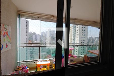 Apartamento para alugar com 119m², 4 quartos e 2 vagas Apartamento para alugar com 119m², 4 quartos e 2 vagasVista do Quarto 1