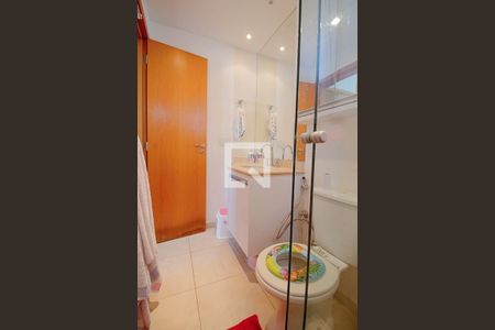 Apartamento para alugar com 119m², 4 quartos e 2 vagas Apartamento para alugar com 119m², 4 quartos e 2 vagasBanheiro da Suíte 2