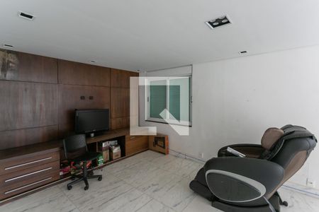 Sala de TV de casa para alugar com 8 quartos, 900m² em Mangabeiras, Belo Horizonte
