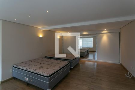 Casa à venda com 900m², 8 quartos e 4 vagasQuarto 9