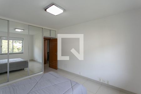 Casa à venda com 900m², 8 quartos e 4 vagasQuarto 3