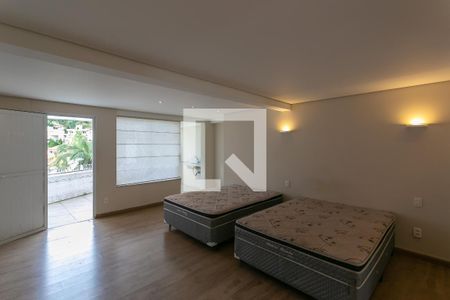 Casa à venda com 900m², 8 quartos e 4 vagasQuarto 9