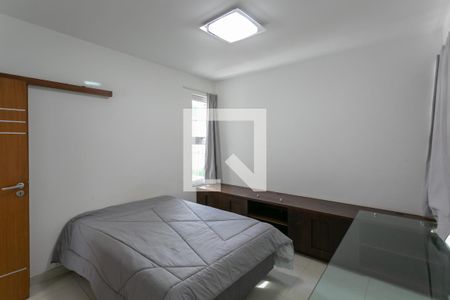 Casa à venda com 900m², 8 quartos e 4 vagasQuarto 4