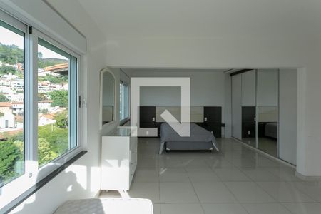 Casa à venda com 900m², 8 quartos e 4 vagasQuarto 5 - Suíte