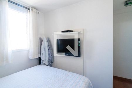 Suite de apartamento à venda com 2 quartos, 63m² em Vila Paulista, São Paulo