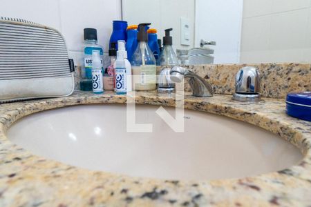 Apartamento à venda com 63m², 2 quartos e 1 vagaBanheiro da Suíte Detalhe