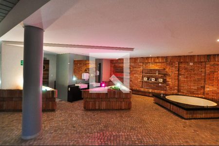 Apartamento à venda com 58m², 2 quartos e 2 vagas Apartamento à venda com 58m², 2 quartos e 2 vagasÁrea comum - Spa