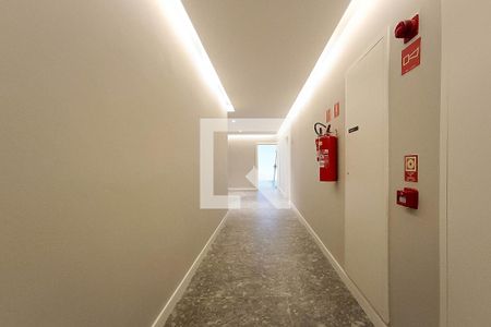 Apartamento à venda com 140m², 2 quartos e 2 vagasCorredor