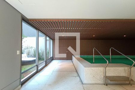 Apartamento à venda com 140m², 2 quartos e 2 vagasPiscina interna