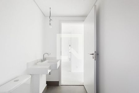 Apartamento à venda com 140m², 2 quartos e 2 vagasBanheiro da Suíte 1